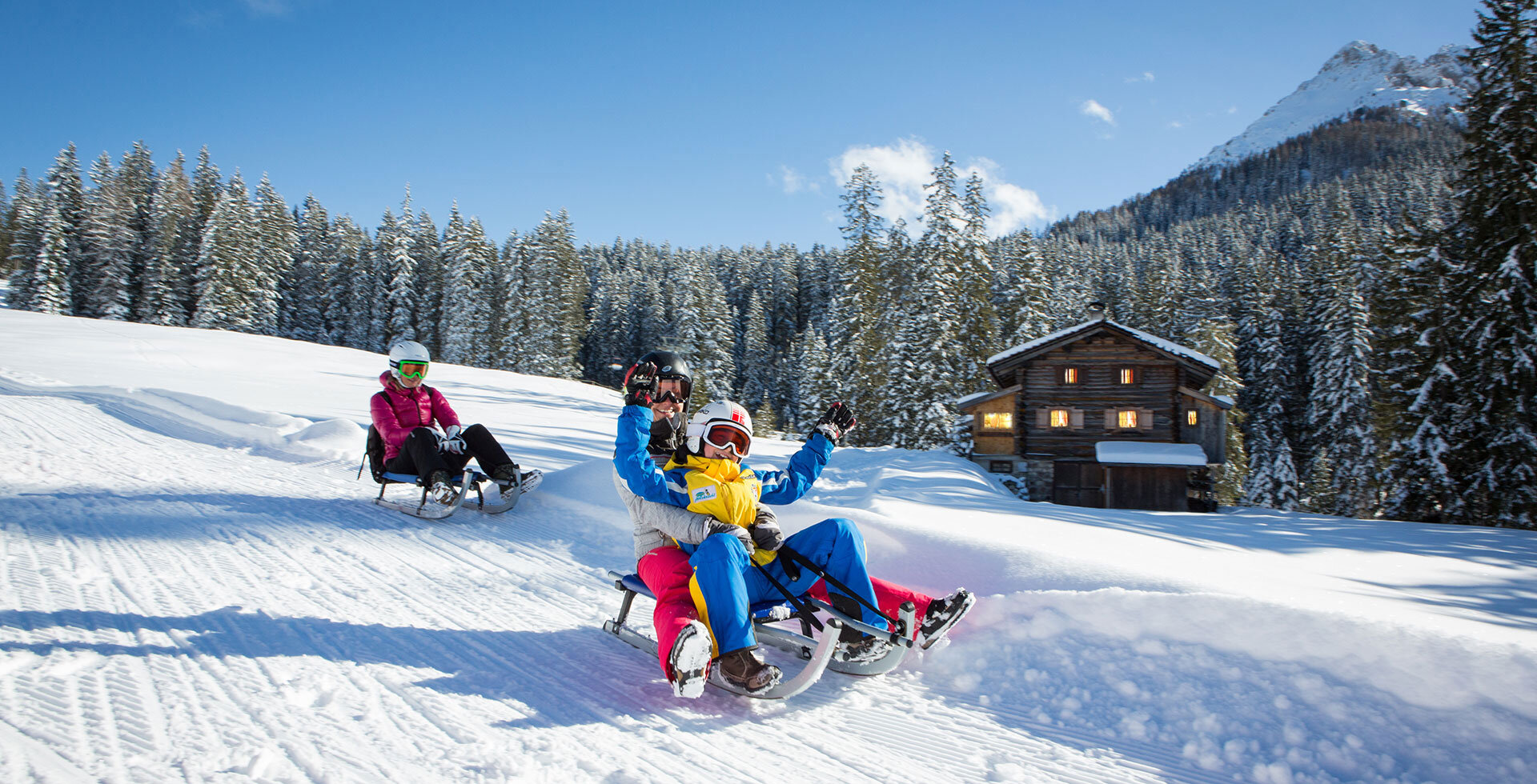 Family Skiresort Carezza slittare