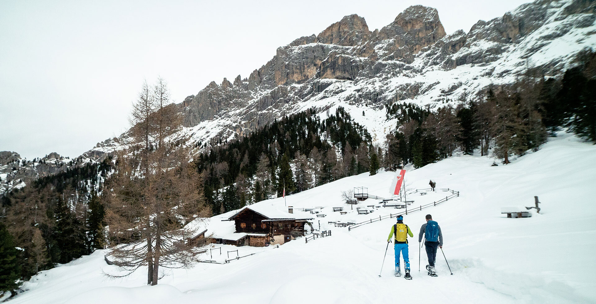 Schneeschuhwandern im Eggental Südtirol